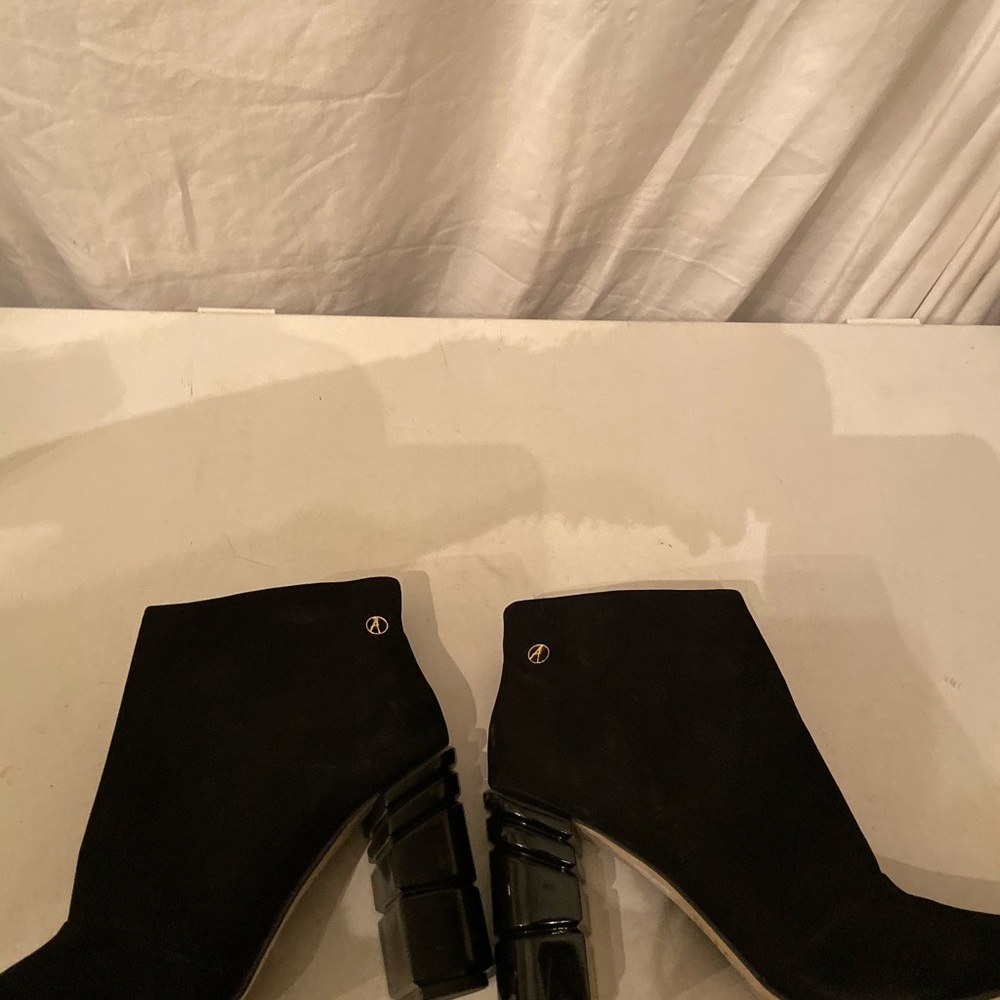 Ateliermix black leather:suede boots 10 - Picture 4 of 8